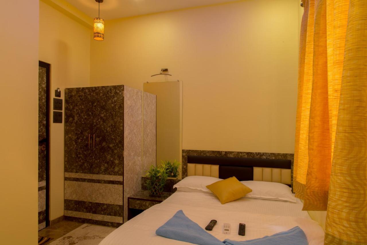 Hotel Tourister Bombay Exterior foto